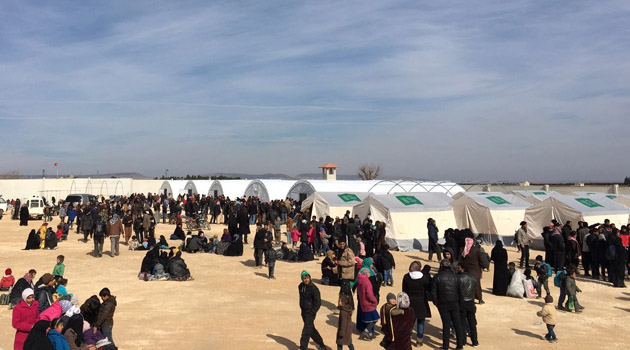 Минобороны Турции: 260 тыс. сирийцев вернулись в район операции «Щит Евфрата»