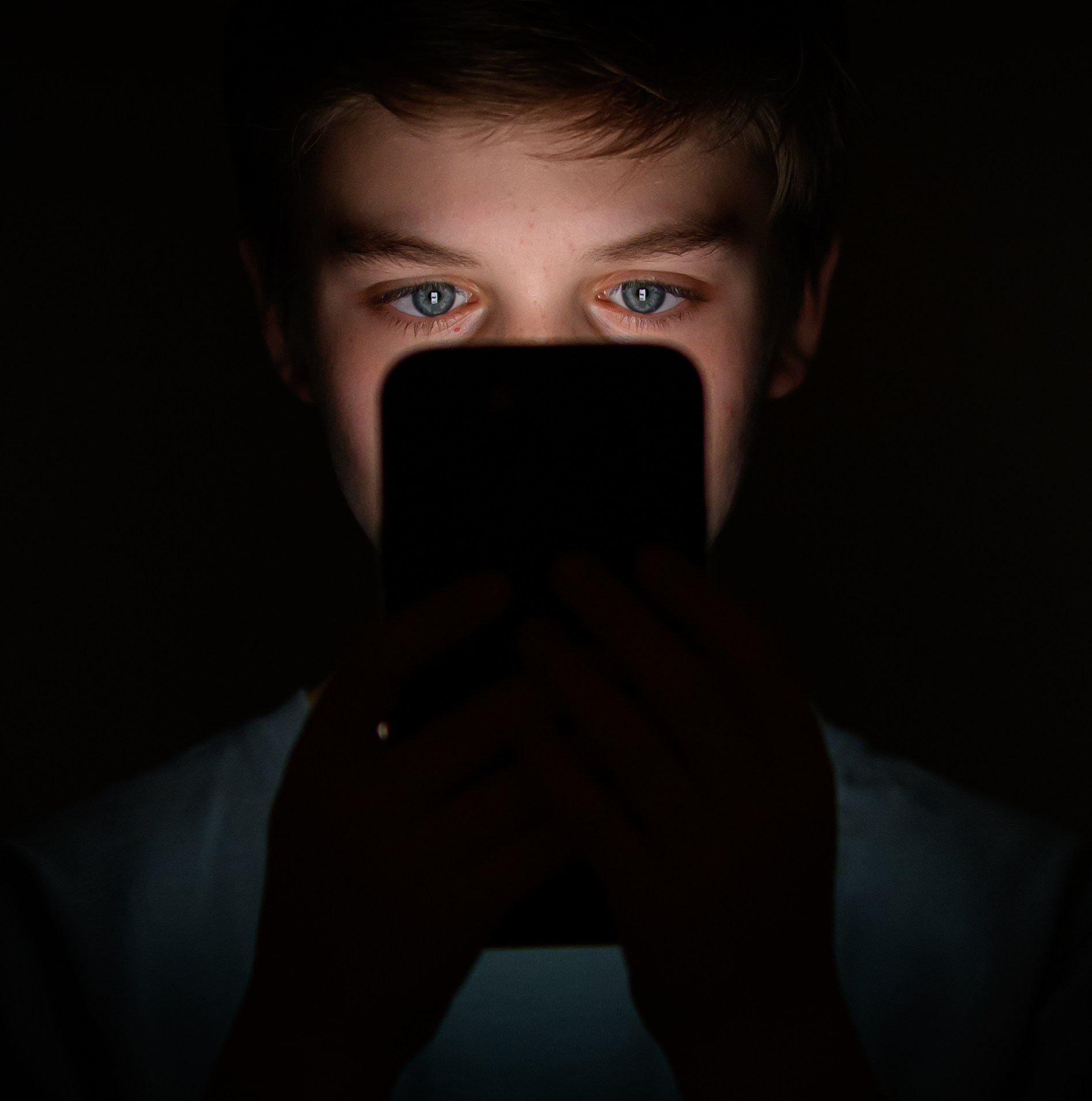What the evidence really says about social media’s impact on teens’ mental health