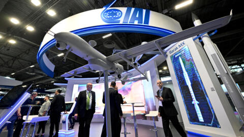Estande da Israel Aerospace Industries (IAI) no Eurosatory, em 2022. Nenhuma empresa israelense poderá participar da edição do evento neste ano.