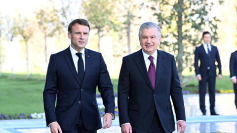 Президенты Франции и Узбекистана Эмманюэль Макрон и Шавкат Мирзиёев. Самарканд. 02/11/2023.