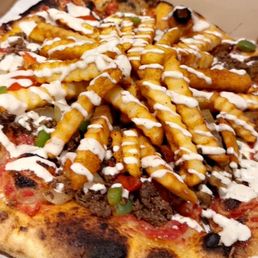 HillCrust Pizza - Paradise Hills- Steak Pizza with Mushroom, Onion, Green and Red Bell Peppers Topped off with Our White Sauce!