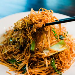 Kwok's Bistro - Soy Sauce Chow Mein, a Cantonese classic done Kwok's way - Photo Mark Talavera