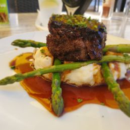 RD RNNR- roadrunner Old Town La Quinta - The fillet with mash and asparagus.