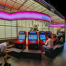 Chubby Cattle BBQ - Rowland Heights - Free arcade at entrance of restaurant