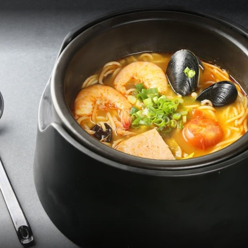 ChongQing Style Seafood Mixian Soup