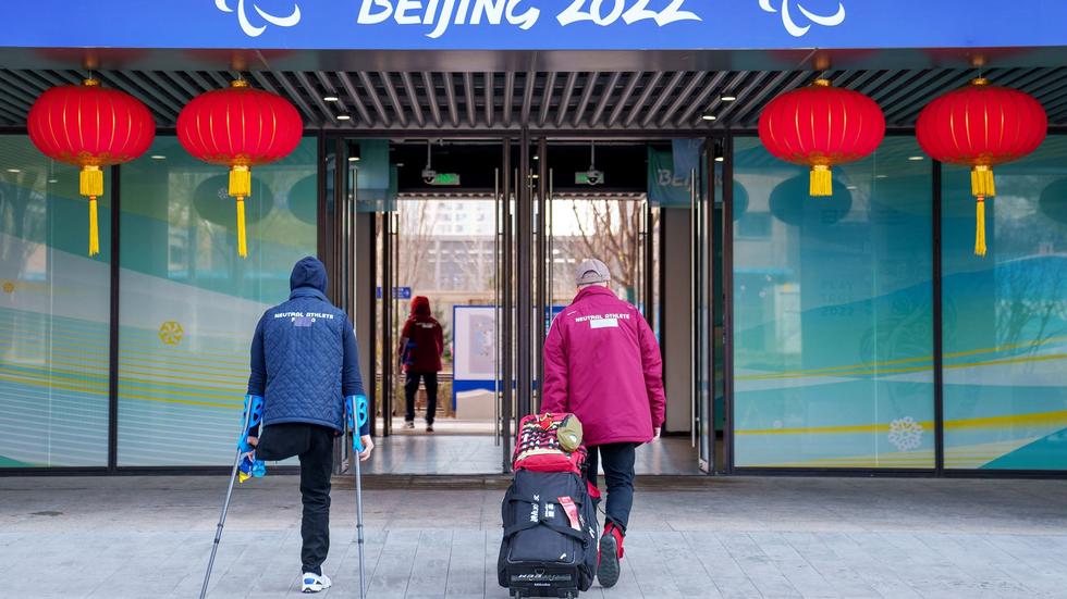 Idrottare från Ryssland anlände till Peking för ett par dagar sedan. Nu tvingas de resa hem.