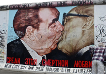 "Мечты могут сбываться": Берлин празднует 25-летие падения Стены