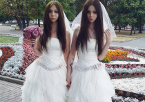 В Москве официально сочетались браком две невесты