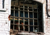 Бунт в башкирской колонии: баррикады на крыше и 20 пострадавших