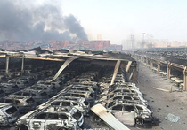 На взорвавшемся складе в Тяньцзине находятся сотни тонн цианида