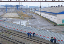 Еще месяц назад гигантский грузовой двор Московско-Уральской железной дороги — он же Павелецкая-товарная — считался перспективной территорией под жилую или офисную застройку