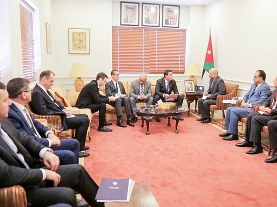 Министр сельского хозяйства РФ пригласил делегацию Иордании принять участие в ПМЭФ-2020