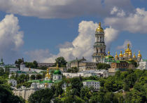 В украинской столице в одной из главных православных святынь Украины и мира — Киево-Печерской лавре - произошла вспышка короновируса
