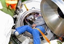 Сразу две новинки подготовили для российских космонавтов столичные портные и обувщики