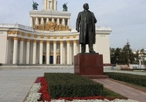 Уже 151 год исполнился, как «Ленин живее всех живых»