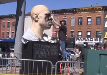 На днях в нью-йоркском районе Бруклин открыли памятник нынешнему «герою всея Америки» чернокожему Джорджу Флойду, погибшему при задержании его полицией