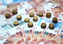 C 1 сентября в России меняются законы, вступают в силу новые правила, а пенсионеры получат единовременную  «путинскую»  выплату в  10 000 рублей