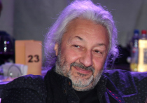 Сегодня музыкант и продюсер Стас Намин отмечает день рождения - ему исполнился 71 год