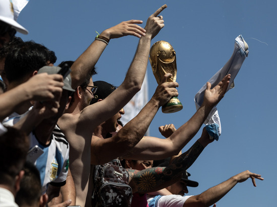 Сборная Аргентины выиграла чемпионат мира-2022, обыграв в серии пенальти Францию