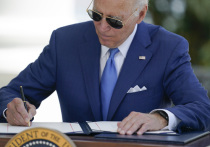 Белый дом распространил сообщение о том, что президент США Джо Байден подписал закон об ассигнованиях на национальную оборону на 2023 финансовый год