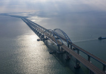 Пробки перед Крымским мостом со стороны Краснодарского края больше нет, об этом сообщили в телеграм-канале оперштаба региона