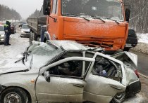 В Подмосковье на трассе в Сергиев Посадском городском округе в результате ДТП погиб водитель