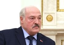 Президент Беларуси Александр Лукашенко призвал белорусскую молодежь одеваться скромнее