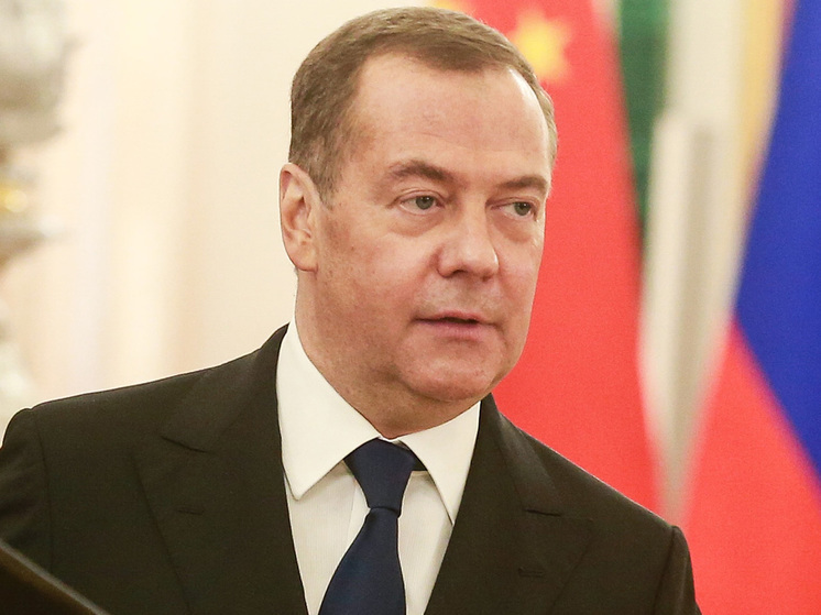 Замглавы Совбеза РФ Медведев сообщил, какие столицы введены в полетные задания российских ракет