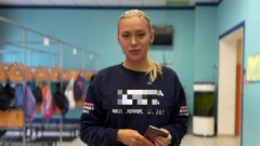 Певица Круглова попала на избирательный участок в родную школу: видео