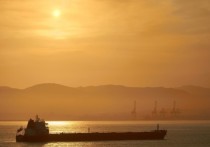 Информированные источники сообщили, что крупнейший в Индии оператор по переработке нефти Reliance Industries больше не принимает танкеры российского "Совкомфлота"