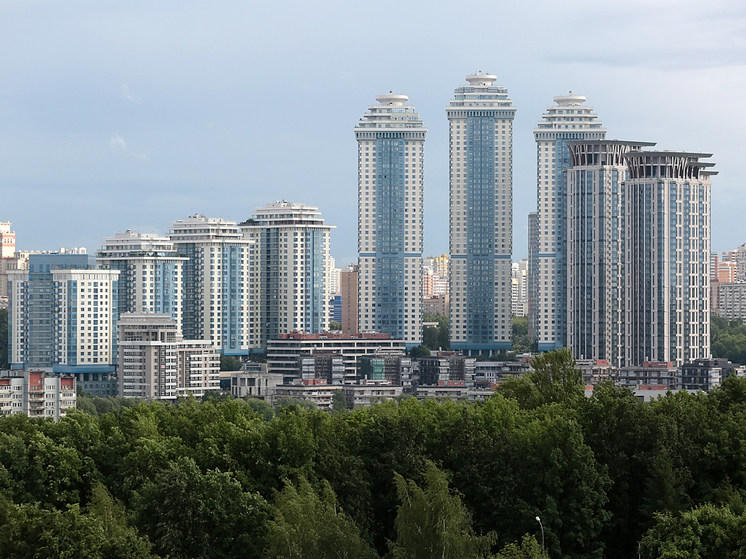 Россияне не осознают, что стоимость квартир взметнулась, но надеются на существенное снижение