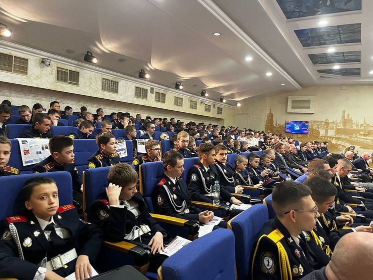 Военный эксперт Владимиров объяснил, почему в РФ отсутствует единое правовое поле кадетского образования