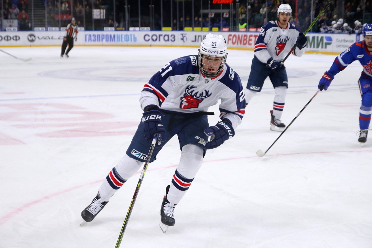Два россиянина возглавили рейтинг европейских игроков перед драфтом НХЛ