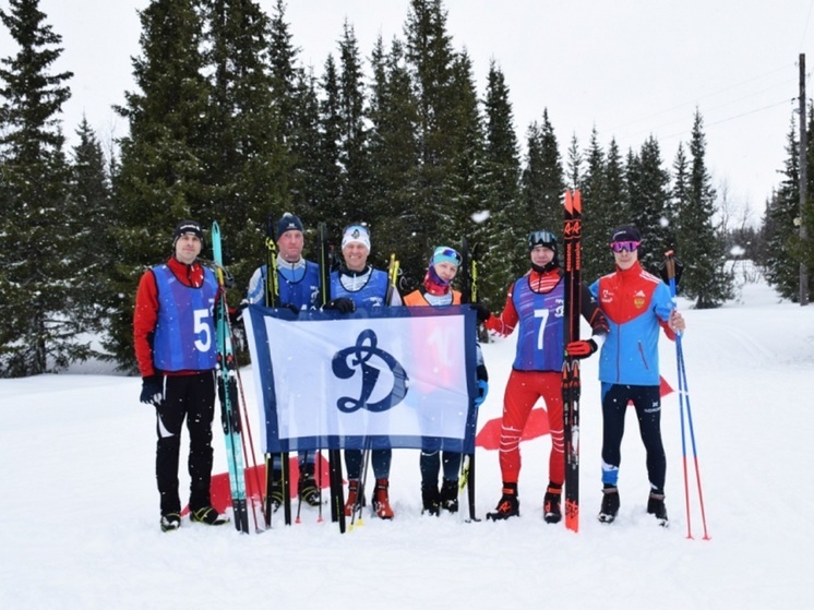 Стражи порядка НАО одержали победу в эстафете по лыжным гонкам