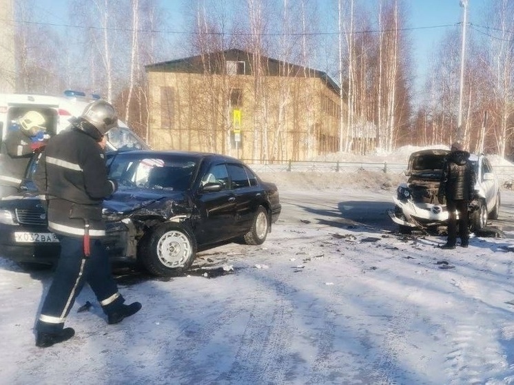 Водитель пострадал в тройном ДТП в Ноябрьске