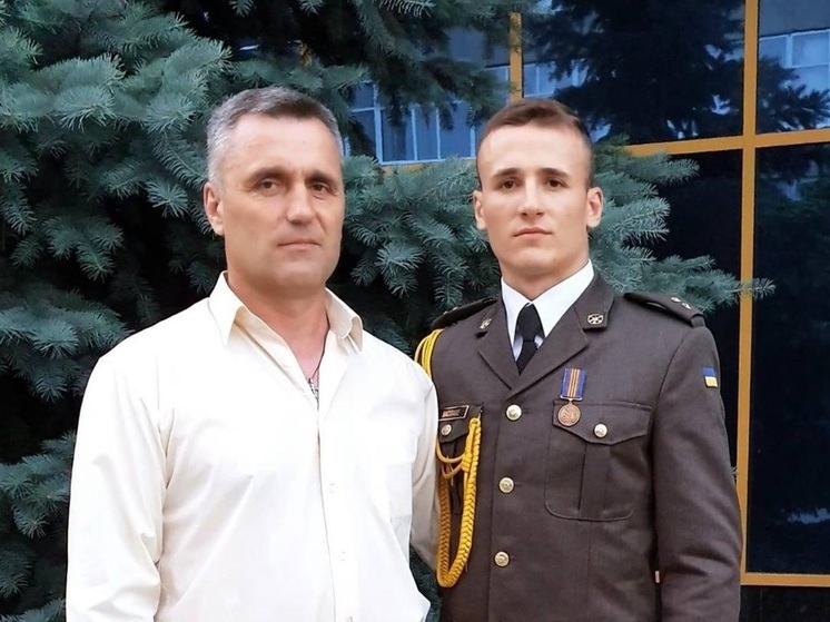 Названы подробности расстрела полицейских военными на Украине: стреляли отец и сын
