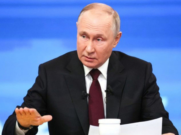 Путин рассказал о росте зарплат в России