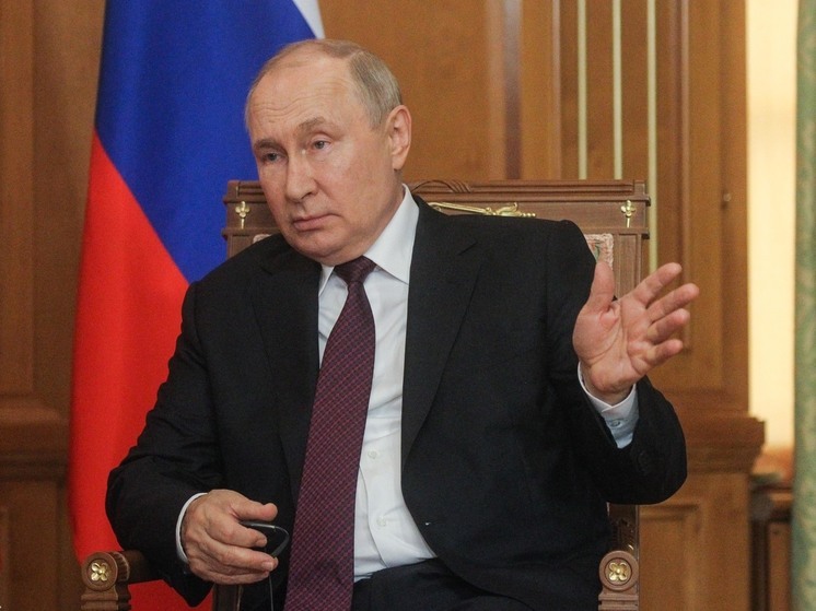 Путин заявил, что Центробанк России держит ключевую ставку из-за угрозы инфляции
