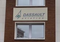 Издание Valeurs actuelles сообщает, что в Париже у сотрудника французской авиастроительной компании Dassault Aviation, производящей истребители Rafale, украли сумку с компьютерами, содержащими конфиденциальные данные, которые непосредственно связаны с национальной обороной. 