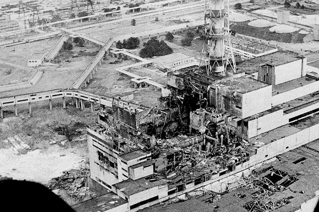 38-я годовщина катастрофы на Чернобыльской АЭС: исторические кадры страшной аварии