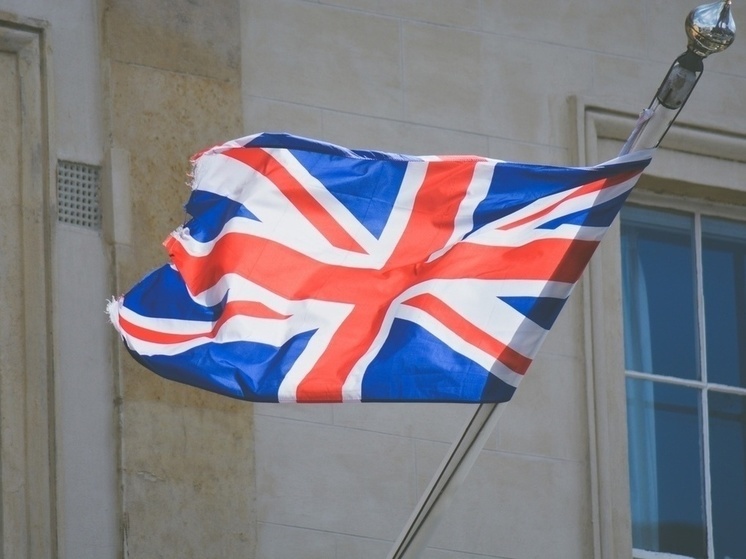 Посольство РФ в Лондоне оценило слова британского адмирала об усилении ударов ВСУ вглубь России