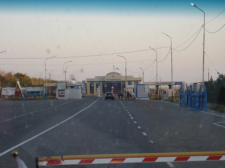 Пункт пропуска "Желкуар" на российско-казахстанской границе возобновил работу