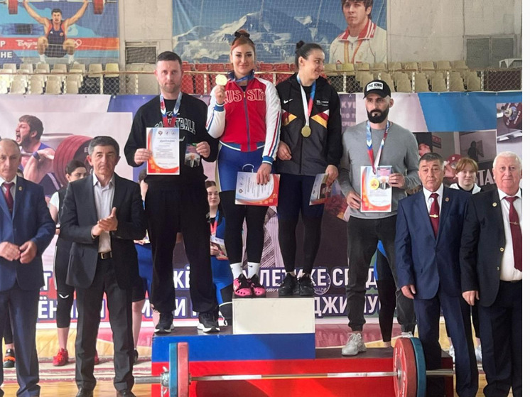 Дагестан доминирует на тяжелоатлетическом чемпионате СКФО