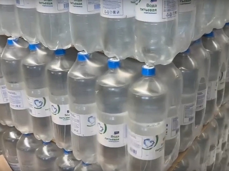 Пуровский район закупил 9 тонн воды для Волновахи