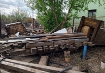 Жители Оренбурга, чьи участки освободились от воды, приходят в ужас от увиденного