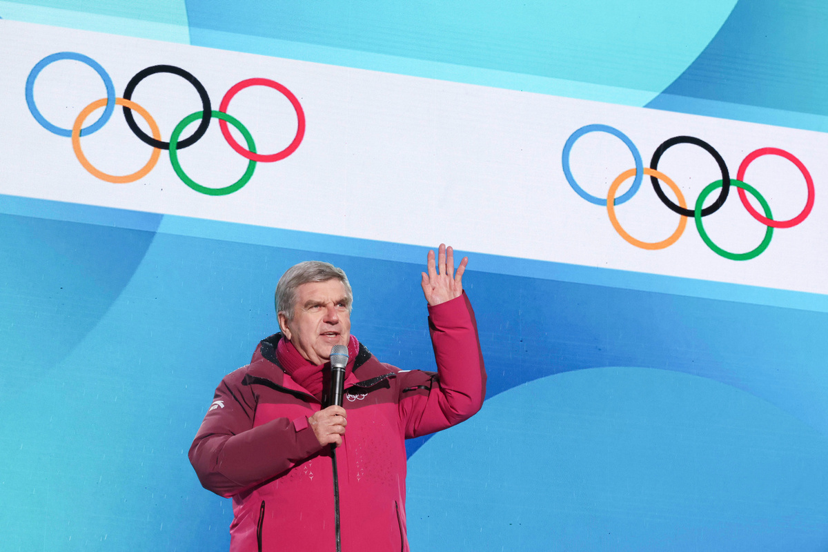 Бах прокомментировал запрет на участие россиян в параде на церемонии открытия Олимпиады