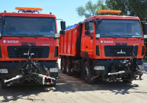 В Астрахани на базу муниципального предприятия «Чистый город» из Смоленска прибыли две новые комбинированные дорожные машины
