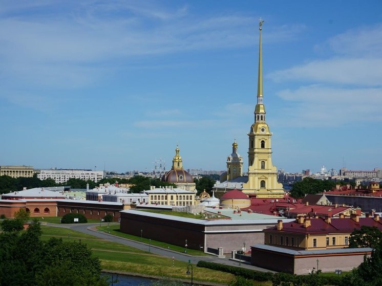 Петербург хочет установить побратимские отношения с двумя городами в Лаосе