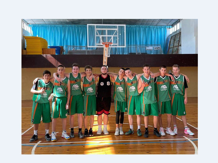 В Геническе стартовало мужское первенство Херсонской области по баскетболу
