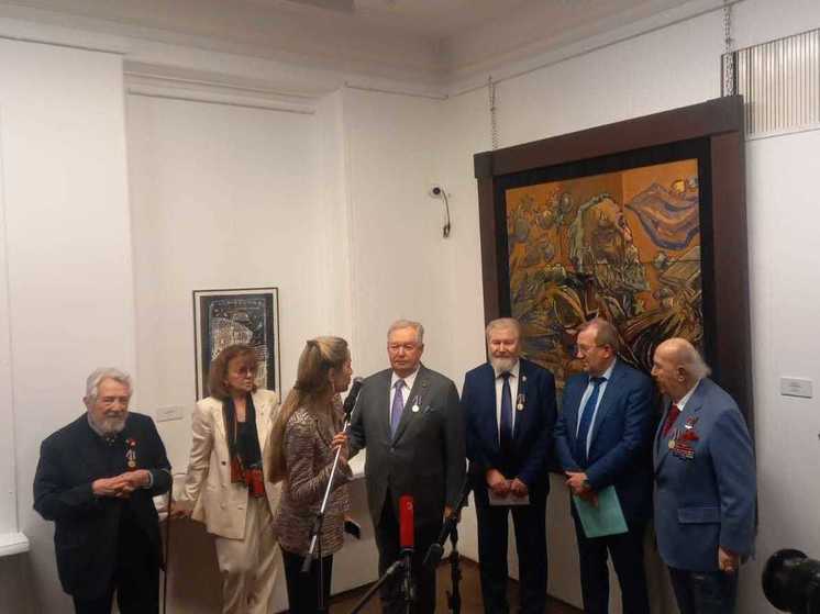 Зураб Церетели приехал на открытие выставки к 300-летию Российской академии наук